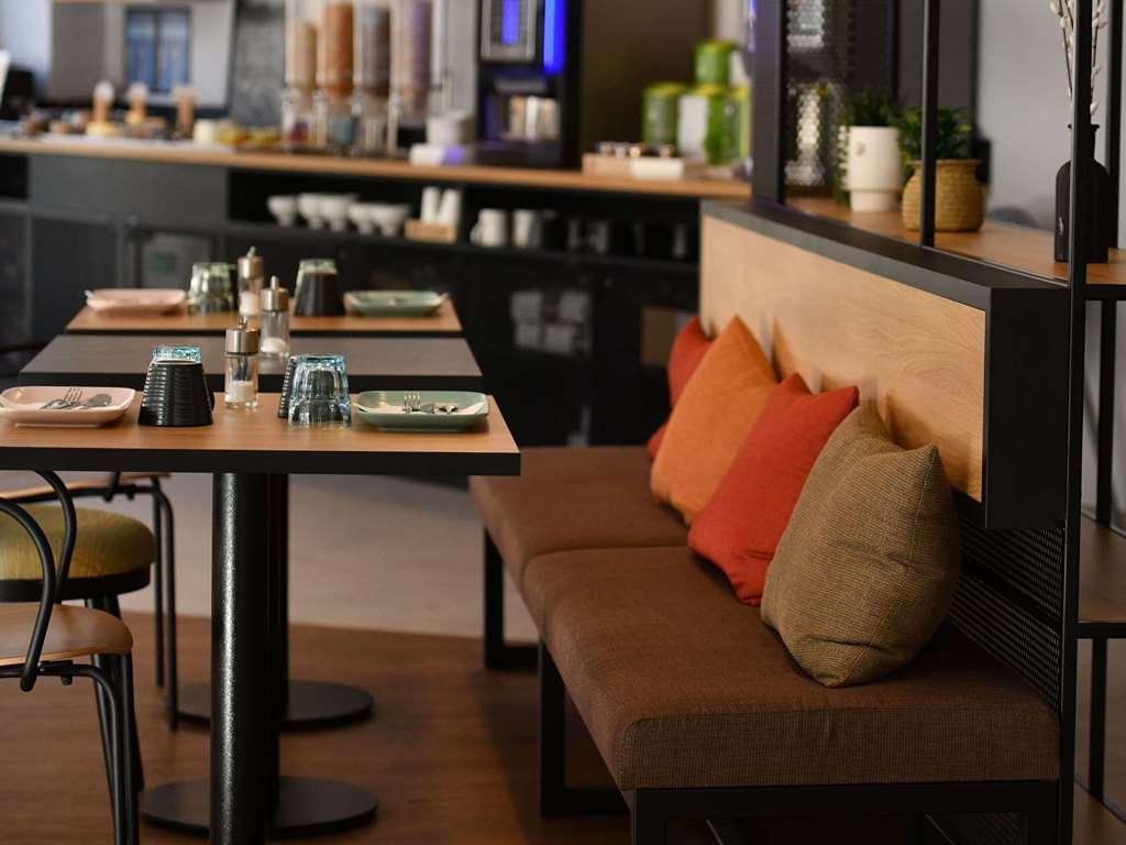 Ibis Châteauroux 레스토랑 사진